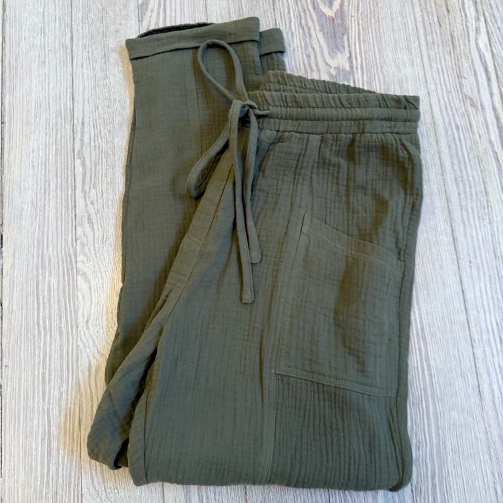 Roolee Green Women’s Pants